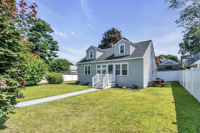 90 Gilbert St, Lawrence, MA 01843