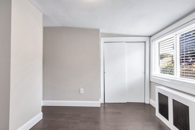 90 Gilbert St, Lawrence, MA 01843
