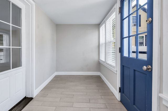 90 Gilbert St, Lawrence, MA 01843