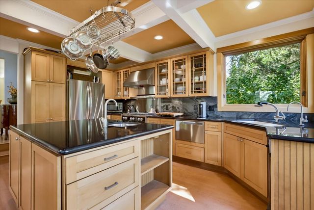 124 Grove St, Nevada City, CA 95959