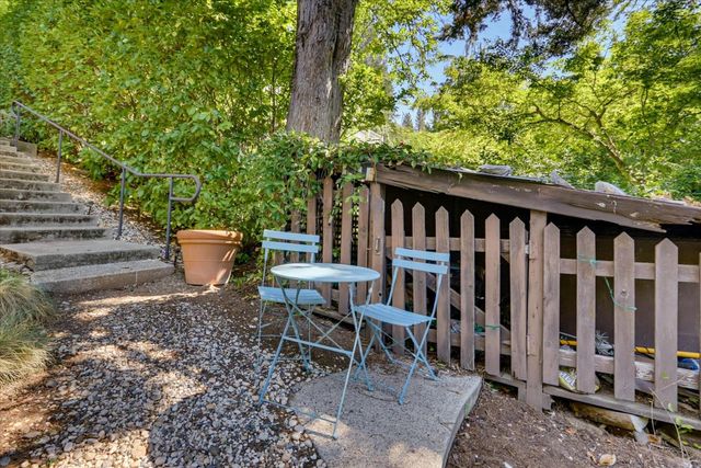 124 Grove St, Nevada City, CA 95959