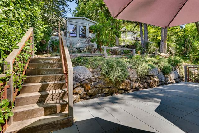 124 Grove St, Nevada City, CA 95959