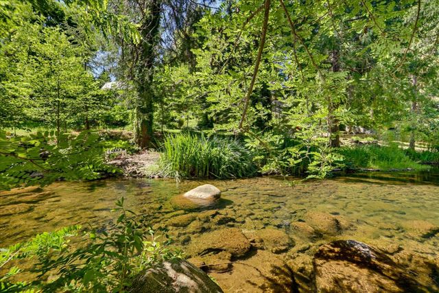 124 Grove St, Nevada City, CA 95959