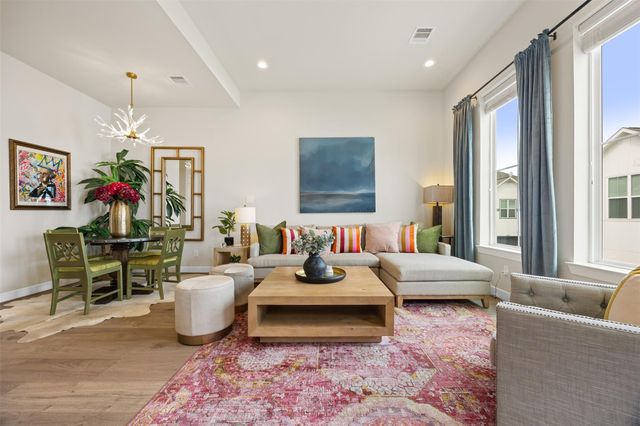 2323 Warhol Way, Houston, TX 77091