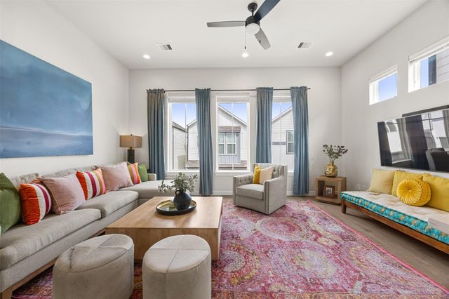 2323 Warhol Way, Houston, TX 77091