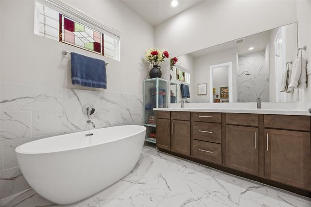 2323 Warhol Way, Houston, TX 77091