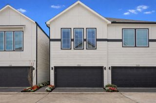 2323 Warhol Way, Houston, TX 77091