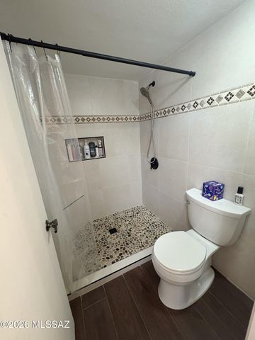 1211 N Paseo Del Cervato, Green Valley, AZ 85614