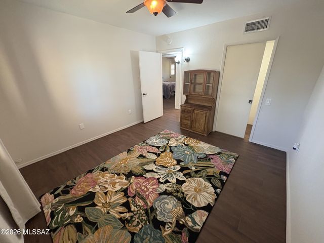 1211 N Paseo Del Cervato, Green Valley, AZ 85614