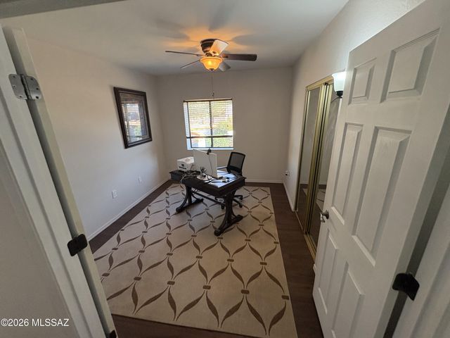 1211 N Paseo Del Cervato, Green Valley, AZ 85614