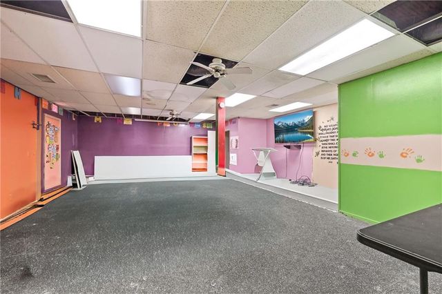 3800 Agnes Avenue, Kansas City, MO 64130
