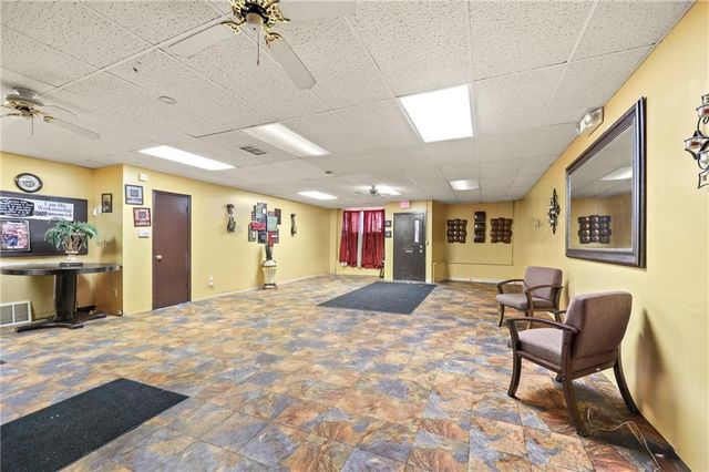 3800 Agnes Avenue, Kansas City, MO 64130
