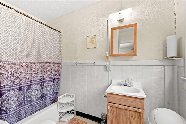 3800 Agnes Avenue, Kansas City, MO 64130