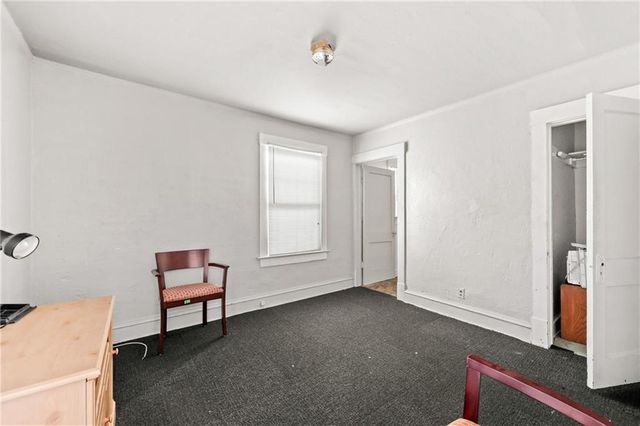 3800 Agnes Avenue, Kansas City, MO 64130