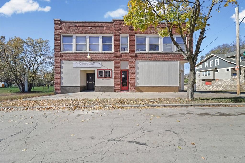 3800 Agnes Avenue, Kansas City, MO 64130