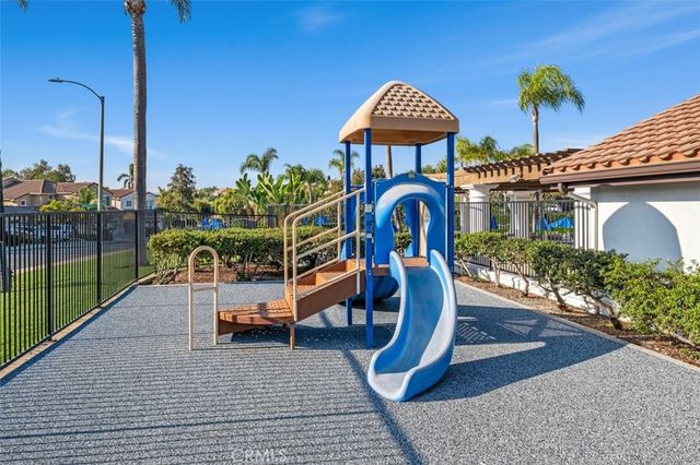 25036 Footpath Lane, Laguna Niguel, CA 92677