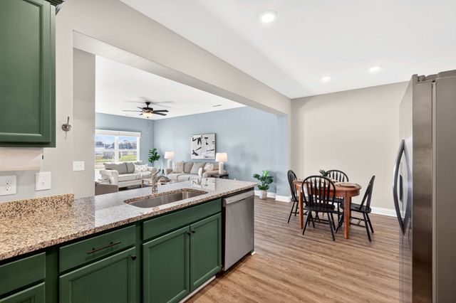 2715 Gertie Dr, Murfreesboro, TN 37127