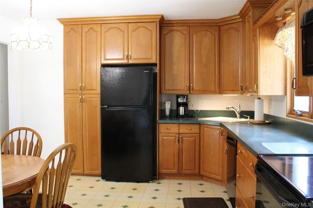 69 Appel Drive E, Shirley, NY 11967