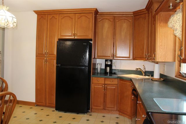 69 Appel Drive E, Shirley, NY 11967