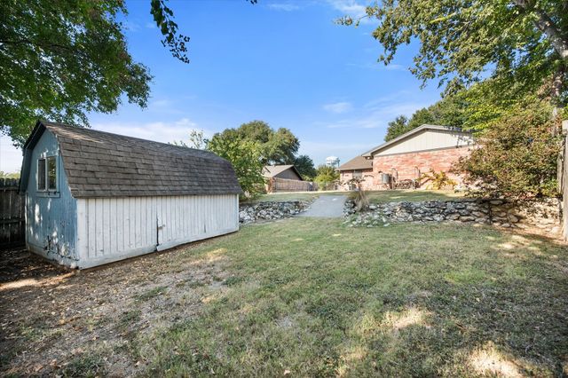 308 Rhineland Road, Benbrook, TX 76126
