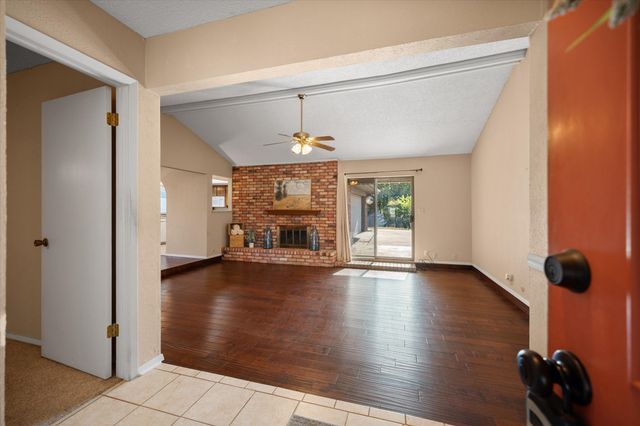 308 Rhineland Road, Benbrook, TX 76126