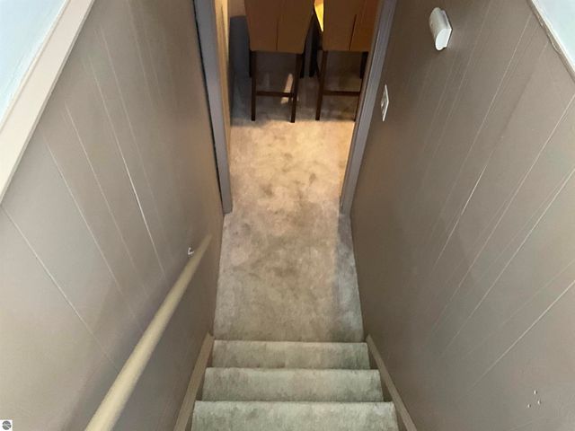 22501 Visnaw Street, St Clair Shores, MI 48081