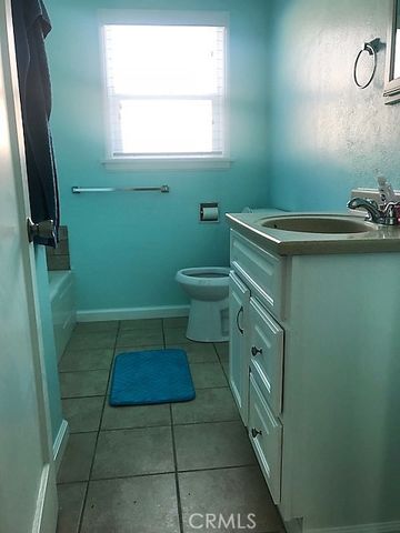 508 El Prado, Bakersfield, CA 93304