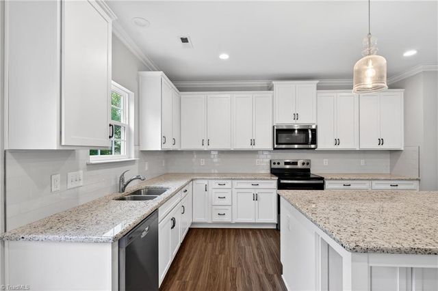 4220 Canter Creek Lane, High Point, NC 27262