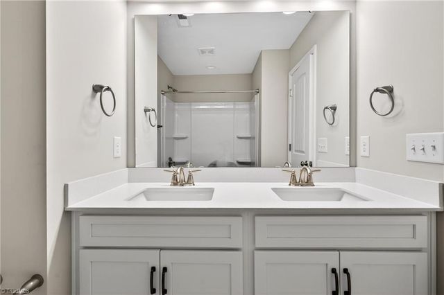4220 Canter Creek Lane, High Point, NC 27262