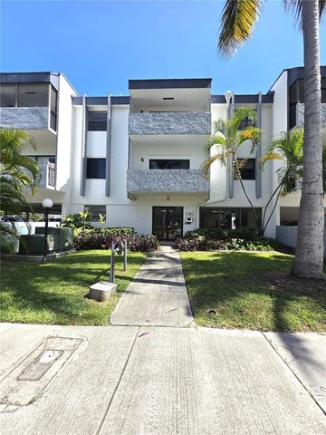 3582 NE 171st Street 307, North Miami Beach, FL 33160