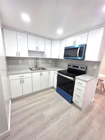 3582 NE 171st Street 307, North Miami Beach, FL 33160