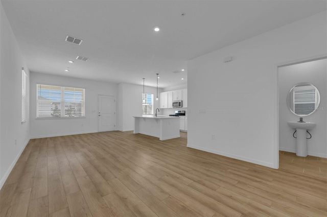 5694 STOCKADE BOULEVARD, St Cloud, FL 34771