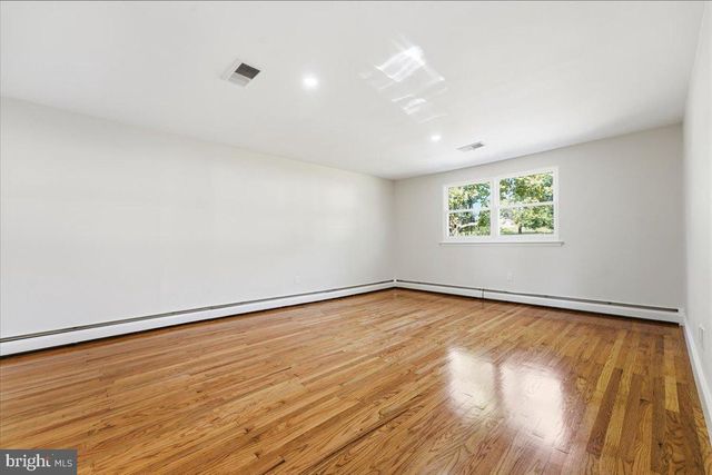 1830 FLINTLOCK CIR, Lansdale, PA 19446