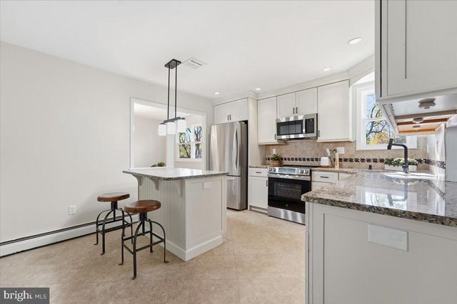1830 FLINTLOCK CIR, Lansdale, PA 19446