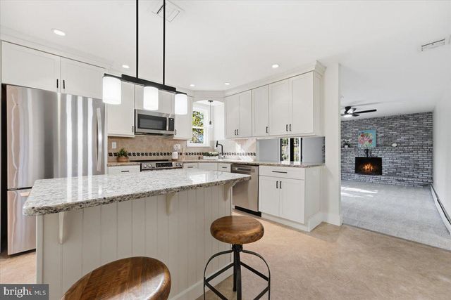 1830 FLINTLOCK CIR, Lansdale, PA 19446