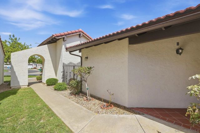 12884 Circulo Dardo, San Diego, CA 92128