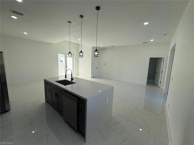 1121 Florence ST E, Lehigh Acres, FL 33974