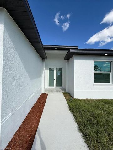 1121 Florence ST E, Lehigh Acres, FL 33974