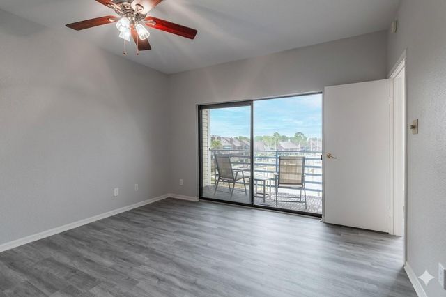 793 Davis Road 215, League City, TX 77573