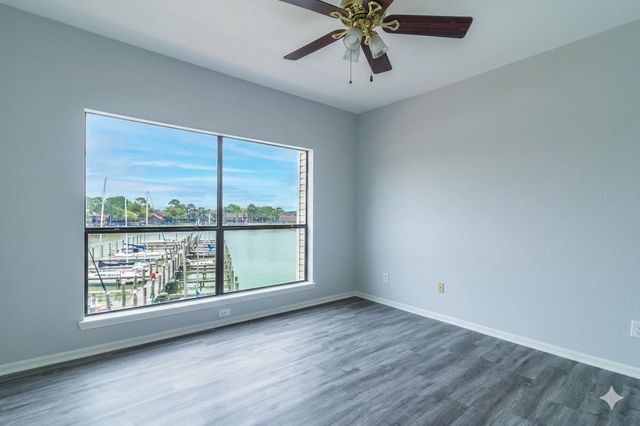 793 Davis Road 215, League City, TX 77573