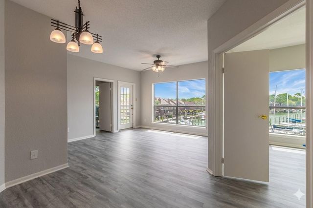793 Davis Road 215, League City, TX 77573