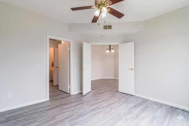 793 Davis Road 215, League City, TX 77573