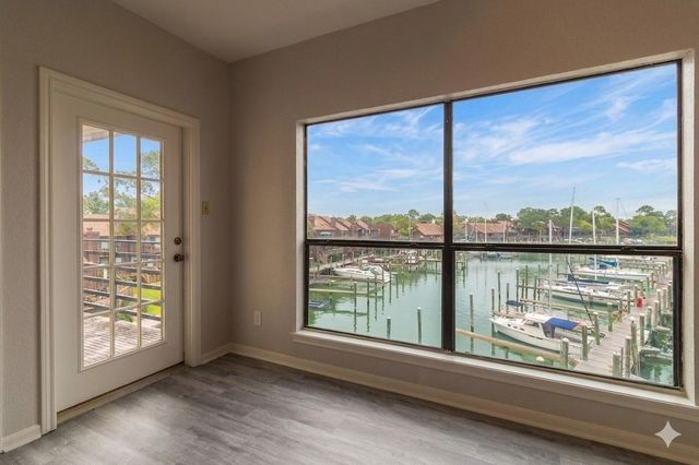 793 Davis Road 215, League City, TX 77573