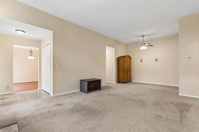 16725 Pearlcreek Court, Macomb, MI 48042