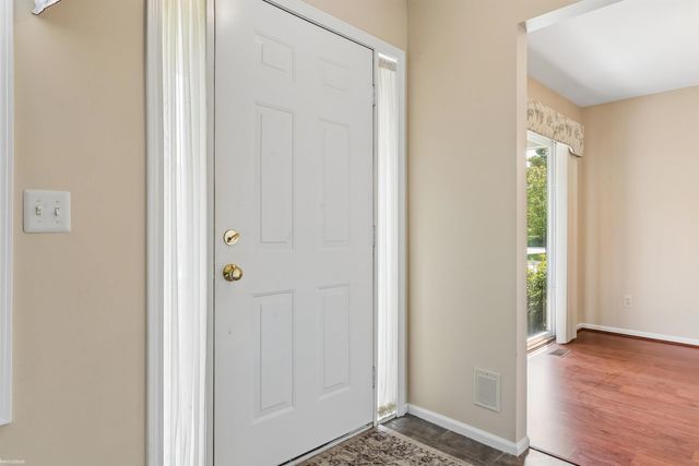 16725 Pearlcreek Court, Macomb, MI 48042