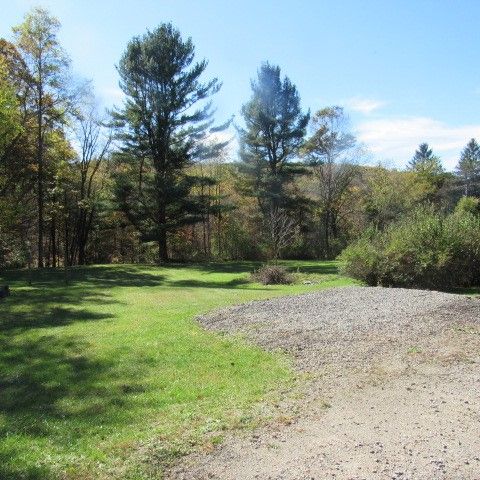 2255 Copper Kettle Highway, Middlecreek Twp, PA 15557