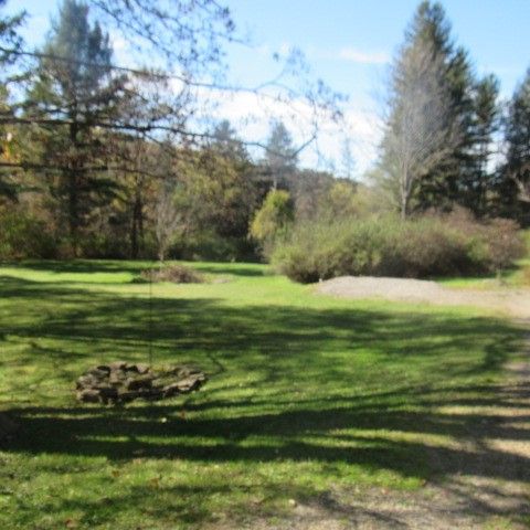 2255 Copper Kettle Highway, Middlecreek Twp, PA 15557