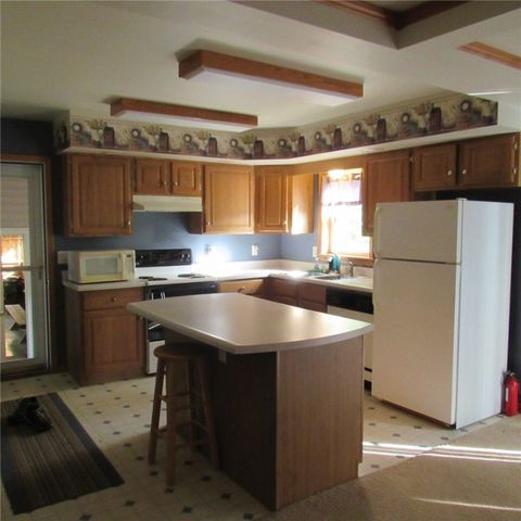 2255 Copper Kettle Highway, Middlecreek Twp, PA 15557