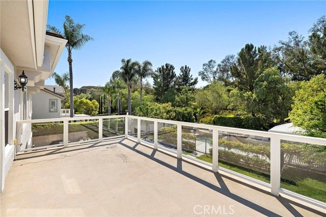 3 De Soto Way, Laguna Hills, CA 92679