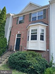 43115 CANDLEWICK SQ, Leesburg, VA 20176